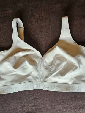 Cacique Bra 42DDD Unlined Full Coverage Cotton No Wire No padding Nude Pre Owned